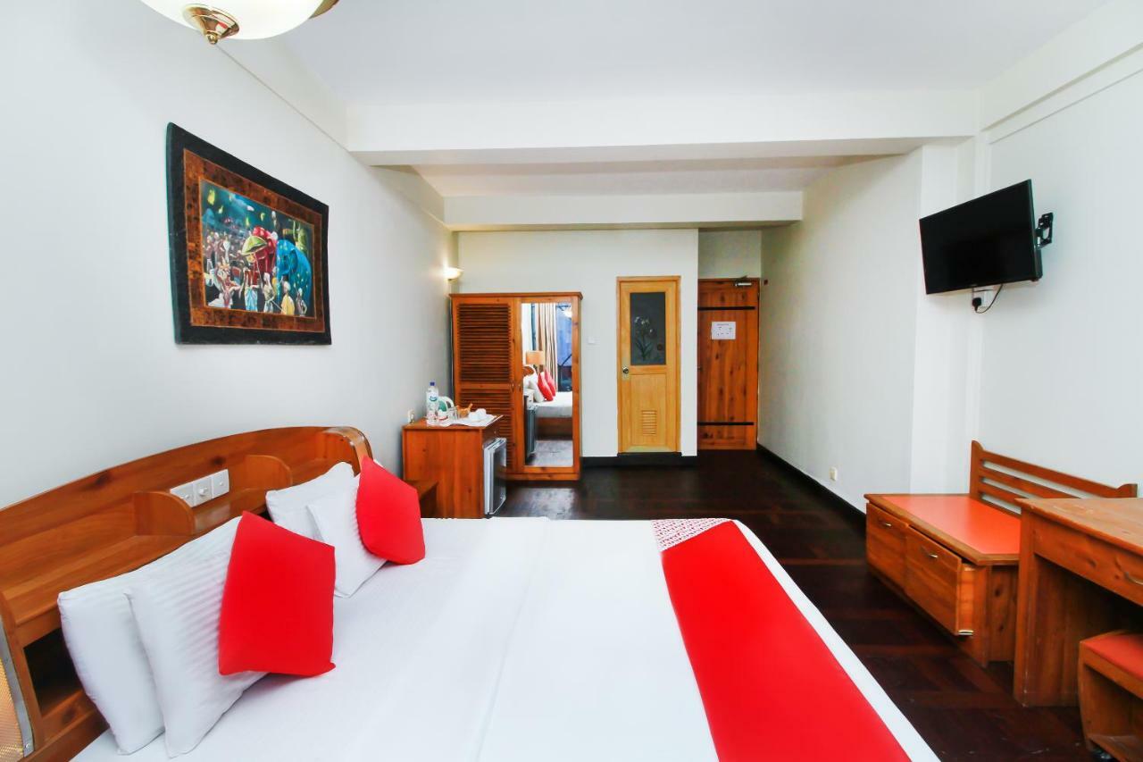 Omega Regency Colombo Hotel Buitenkant foto